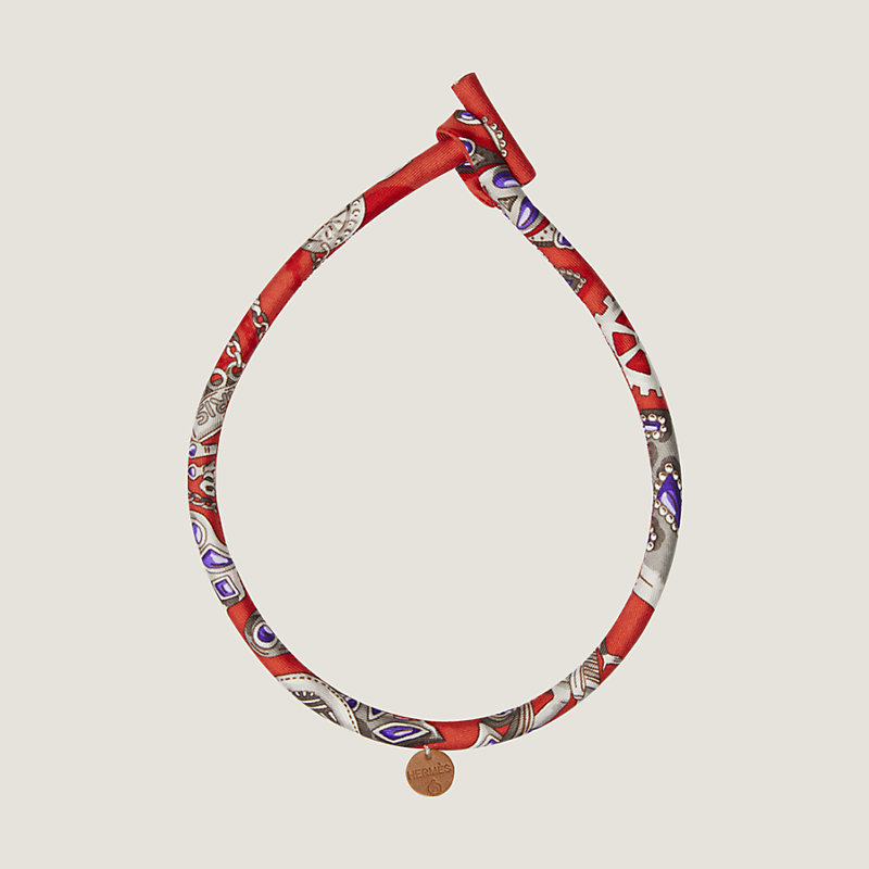 Bride silk necklace PM | Hermès Mainland China Bride silk necklace PM | Hermès Mainland China